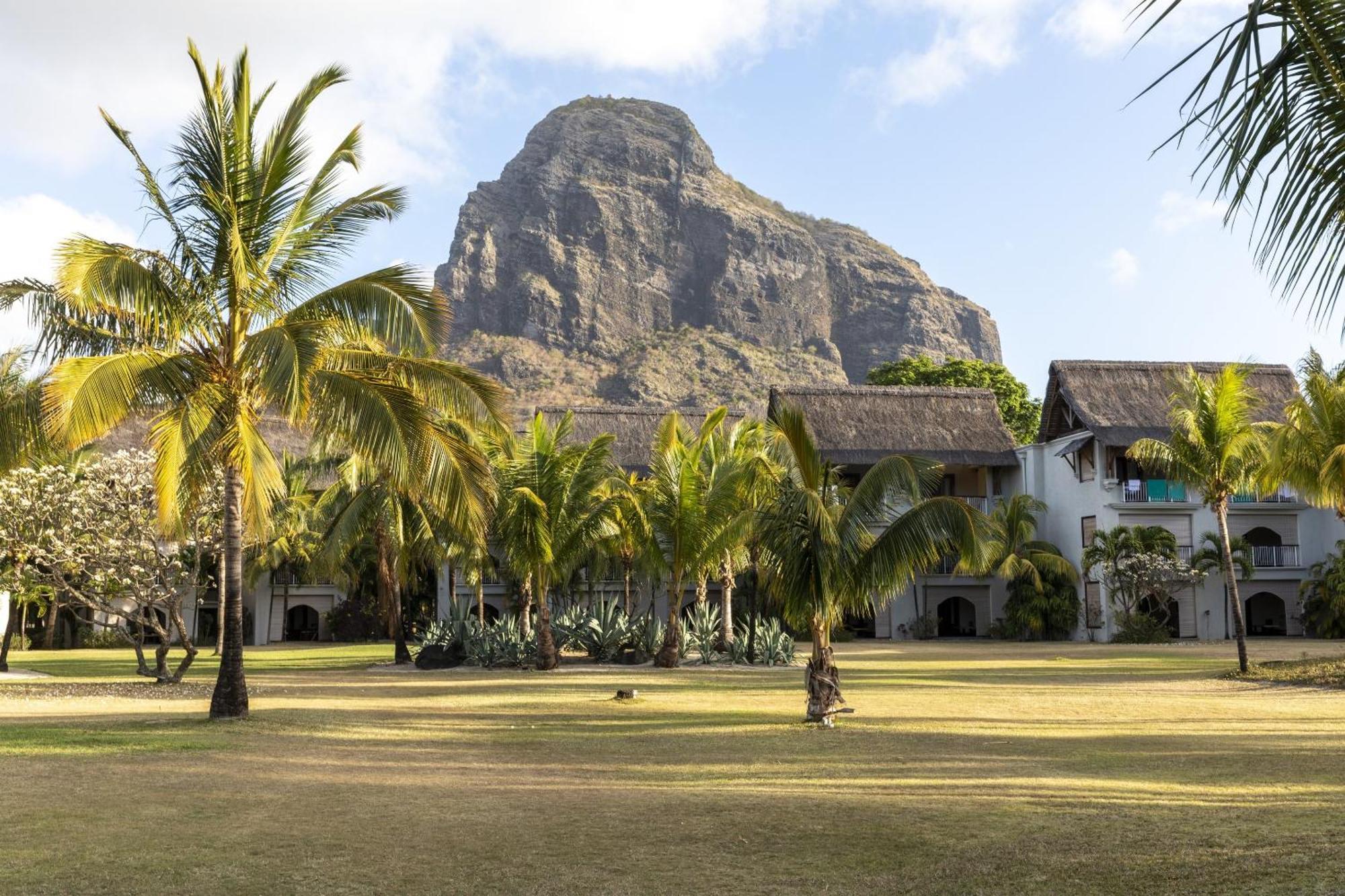 Paradis Beachcomber Golf Resort & Spa Le Morne Brabant Extérieur photo